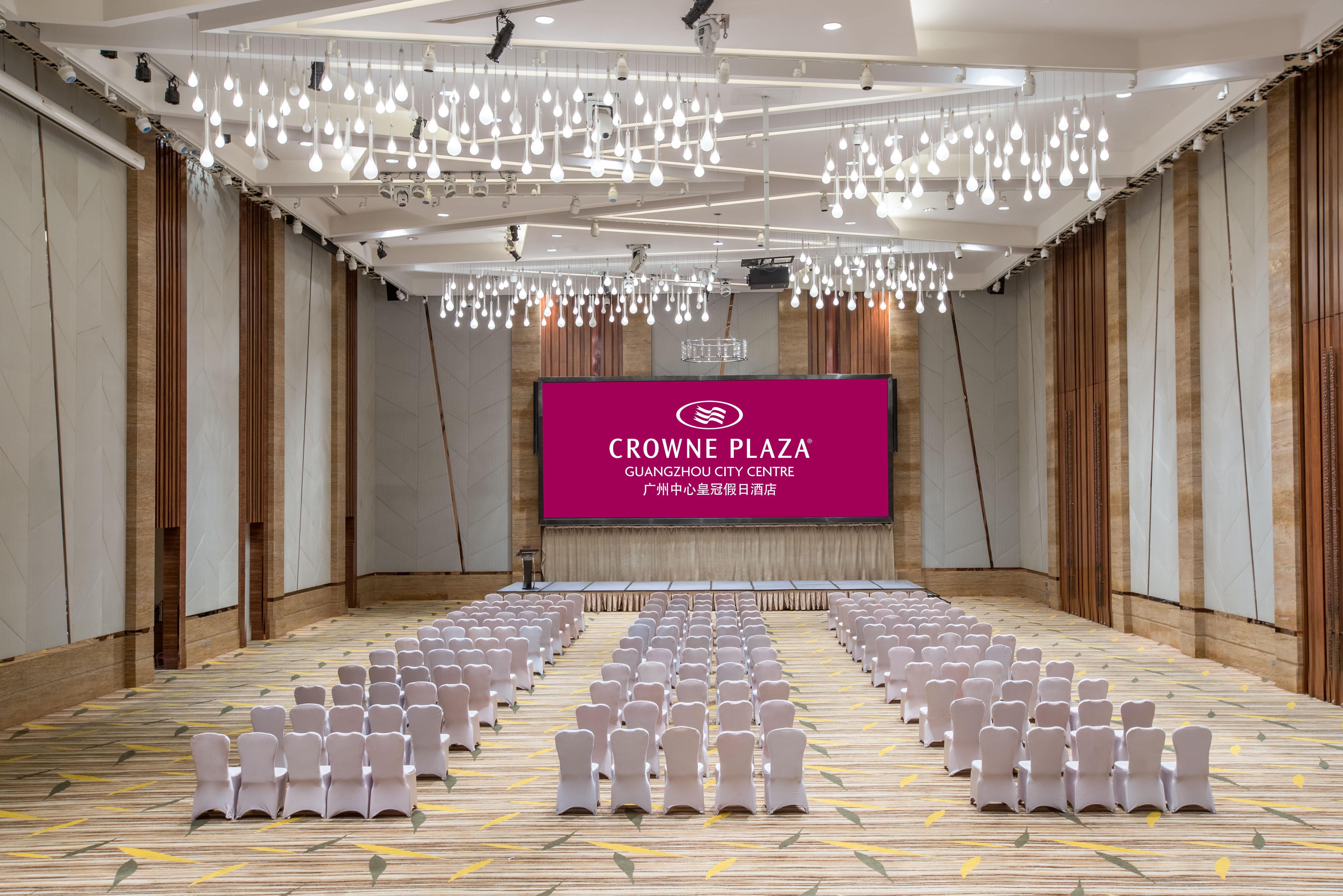 Crowne Plaza Guangzhou City Centre, An Ihg Hotel - Free Shuttle Between Hotel And Exhibition Center During Canton Fair & Exhibitor Registration Counter Exterior foto